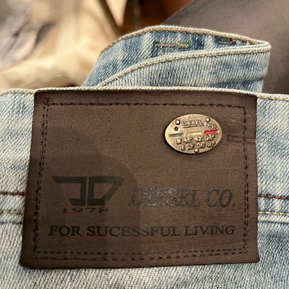 Diesel industry made in Italy man distressed jeans excellent condition - Picture 3 of 7